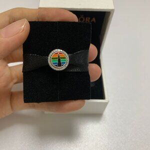 Pandora Chicago Rainbow City Charm